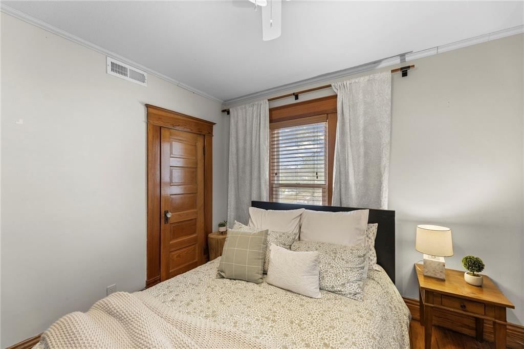 501 E Shawnee Street — photo 37