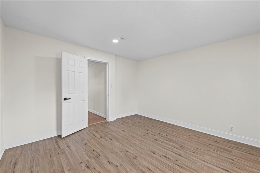 1128 Quincy Street — photo 11