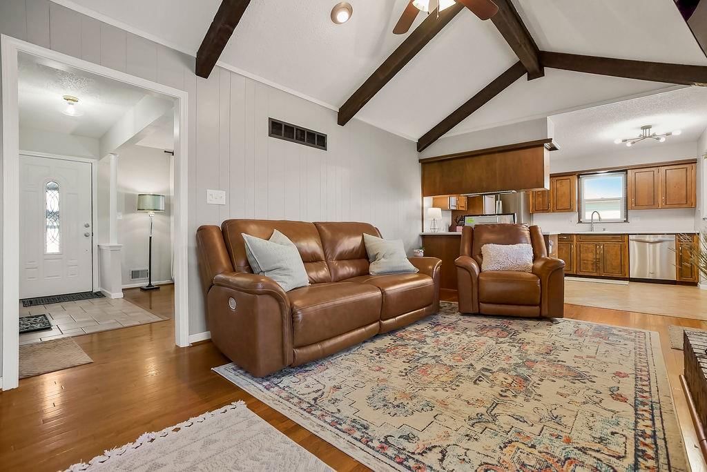 6201 Hallet Street — photo 9