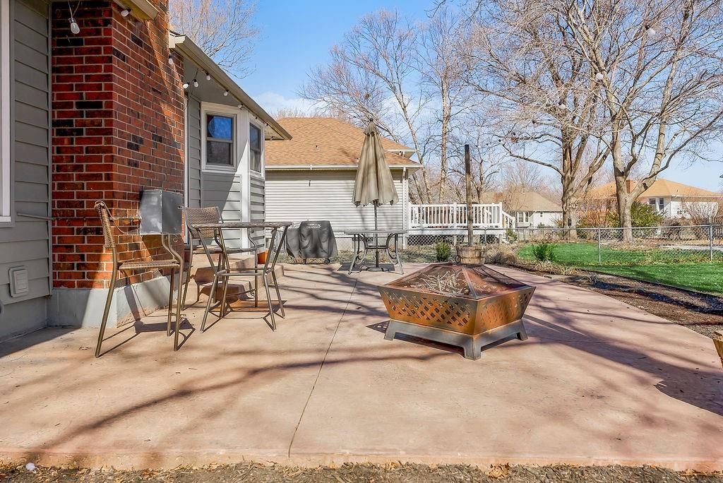 6201 Hallet Street — photo 29