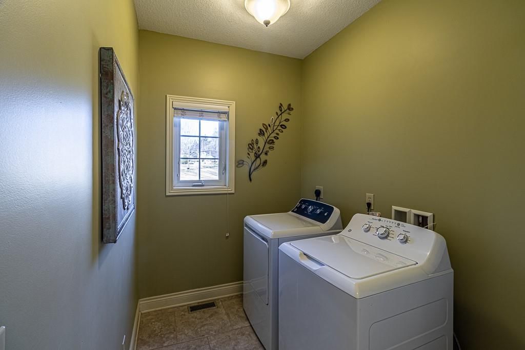 4207 Hidden Valley Drive — photo 24
