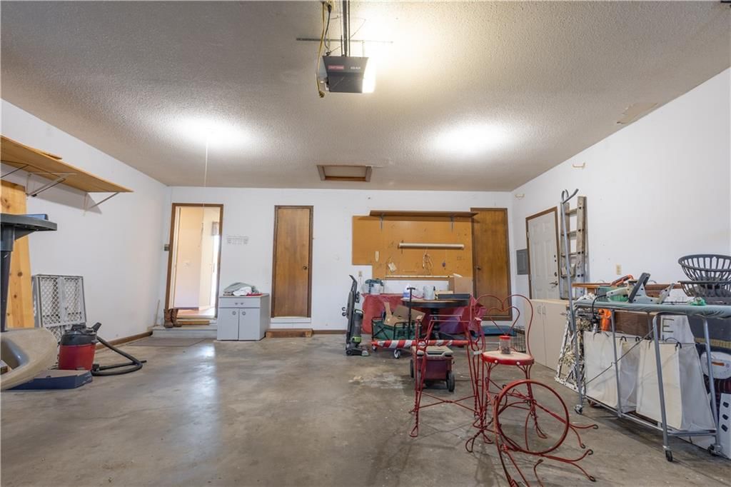 4514 Alpha Lane — photo 44