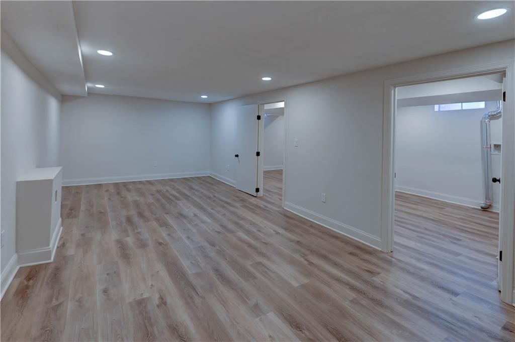 5704 W 100th Terrace — photo 14