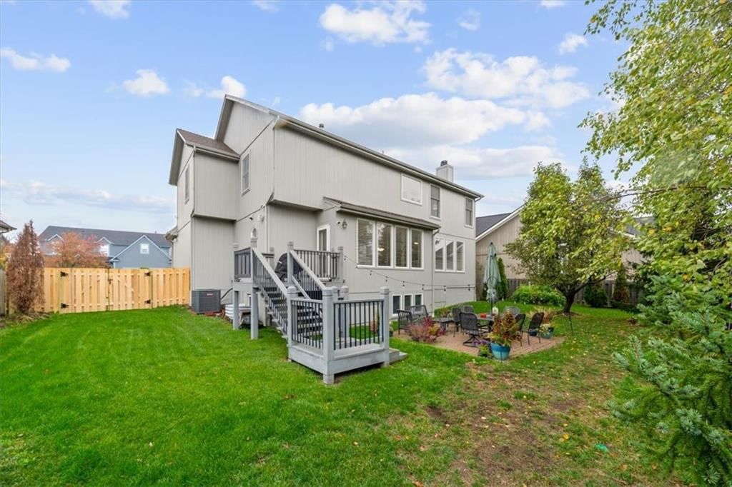 10103 Sunset Drive — photo 32
