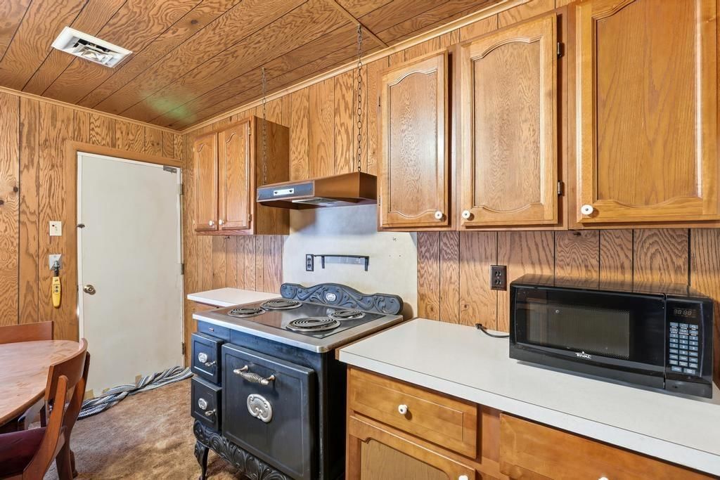 107 N EDDY Street — photo 24