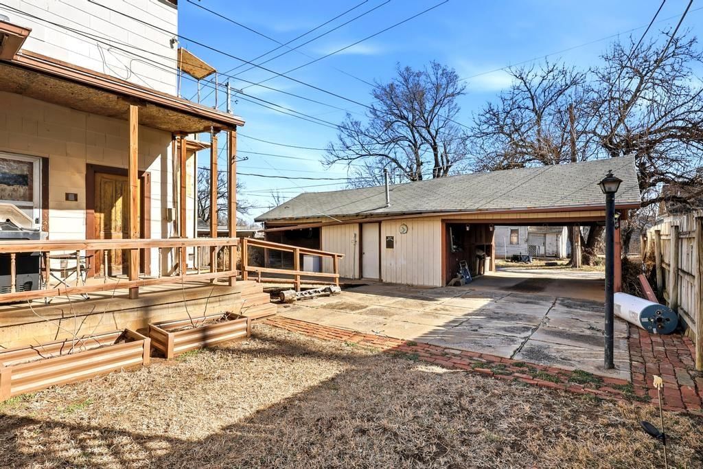 107 N EDDY Street — photo 30