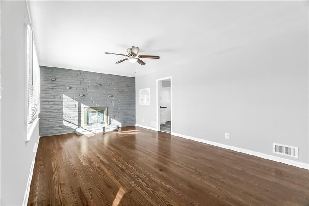 2601 S Hardy Avenue — photo 4