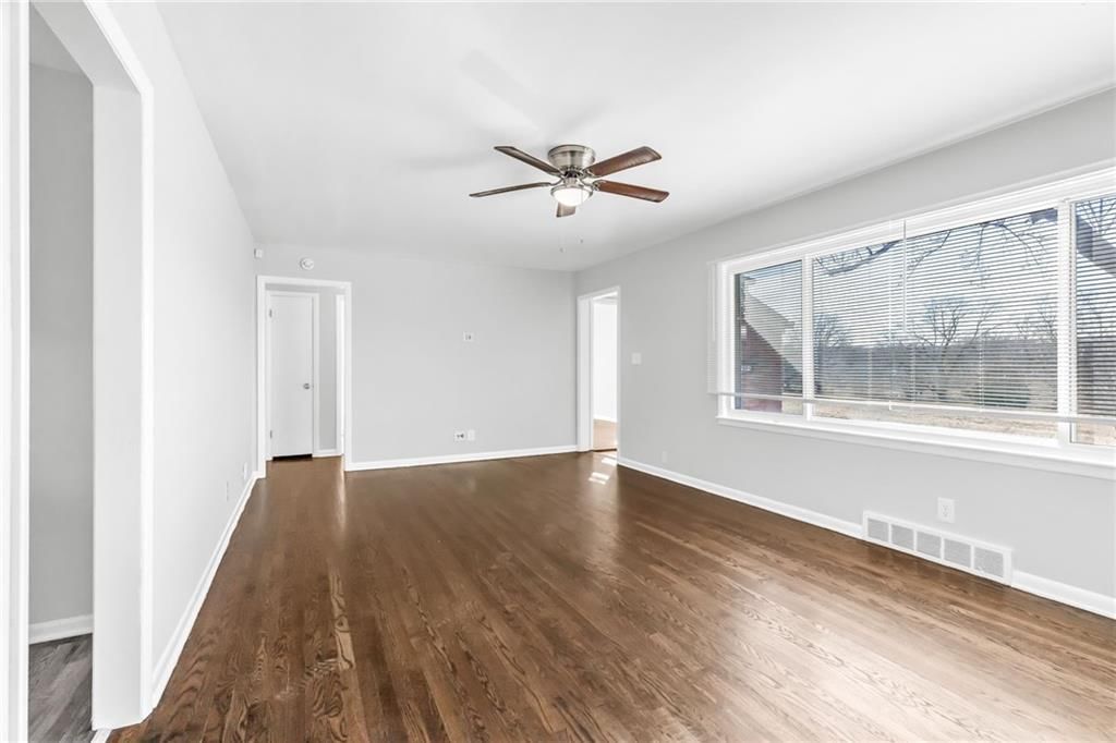 2601 S Hardy Avenue — photo 7