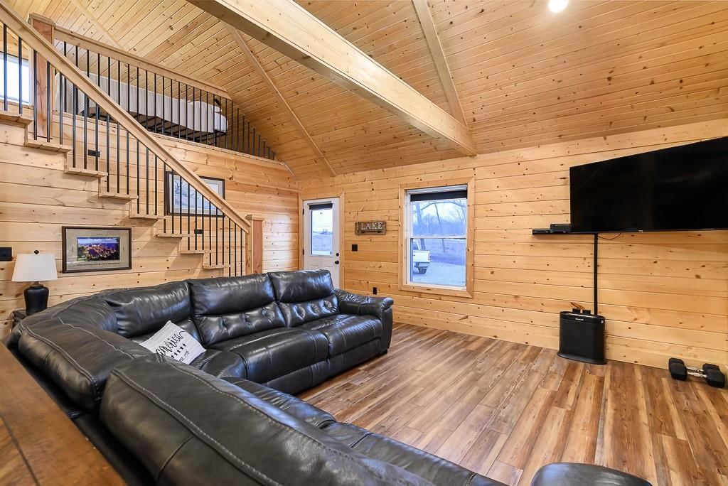17 Timber Valley Drive — photo 7