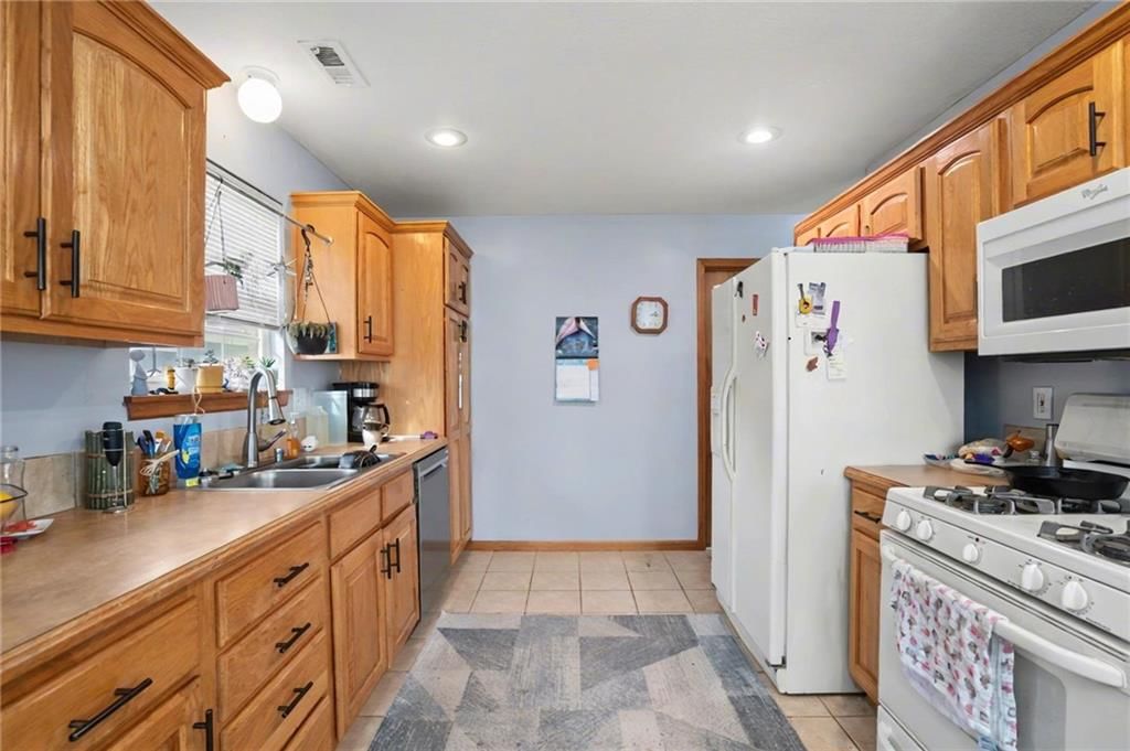 724 North Street — photo 10