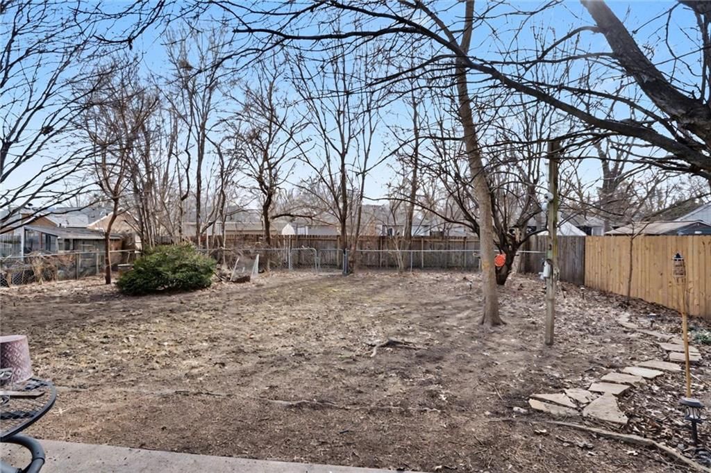 724 North Street — photo 24