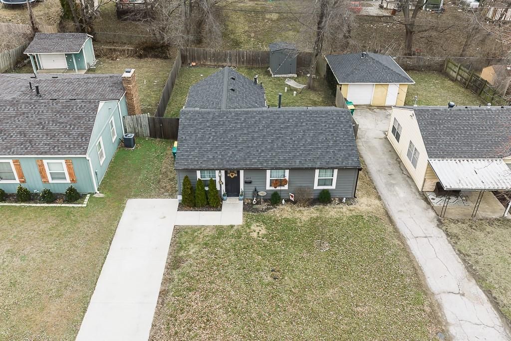 2613 S 49th Street — photo 19