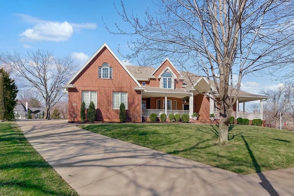 12400 Pembroke Lane, Leawood, KS