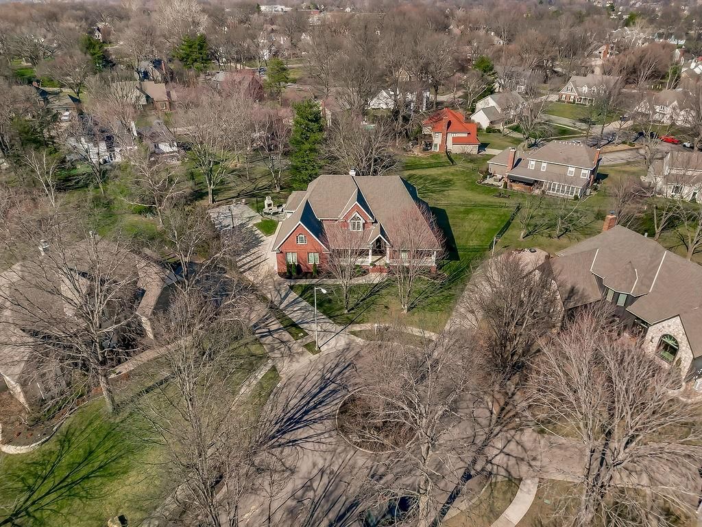 12400 Pembroke Lane — photo 4