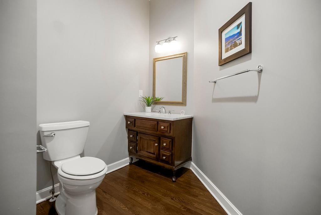 12400 Pembroke Lane — photo 21