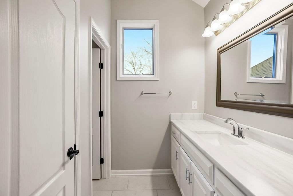 12400 Pembroke Lane — photo 44