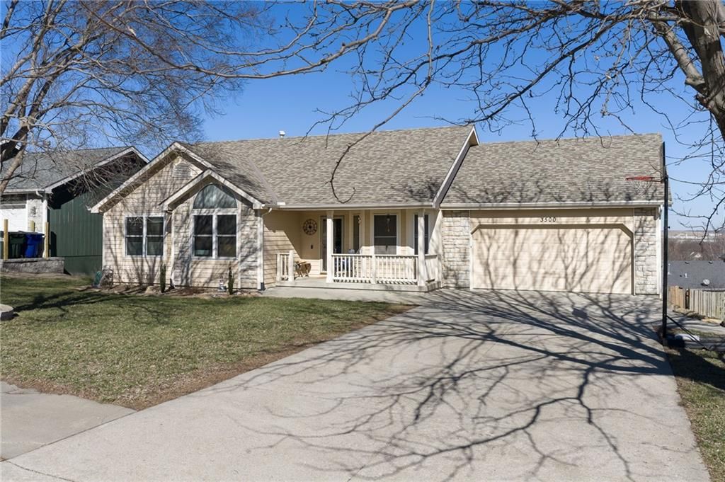 3500 Tillerman Drive, Lawrence, KS