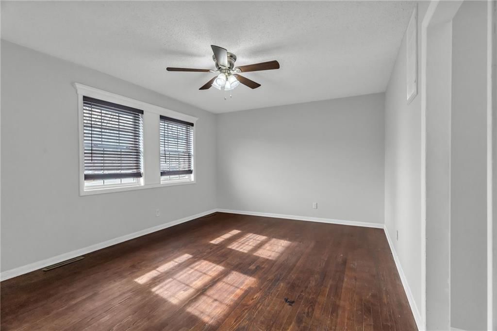 5300 NE 62nd Street — photo 7