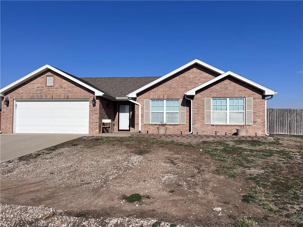 706 Landon Drive — photo 1