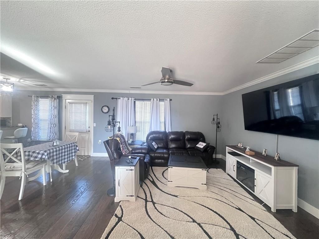 706 Landon Drive — photo 3