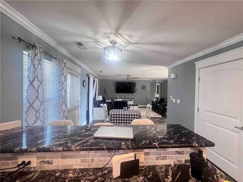 706 Landon Drive — photo 6