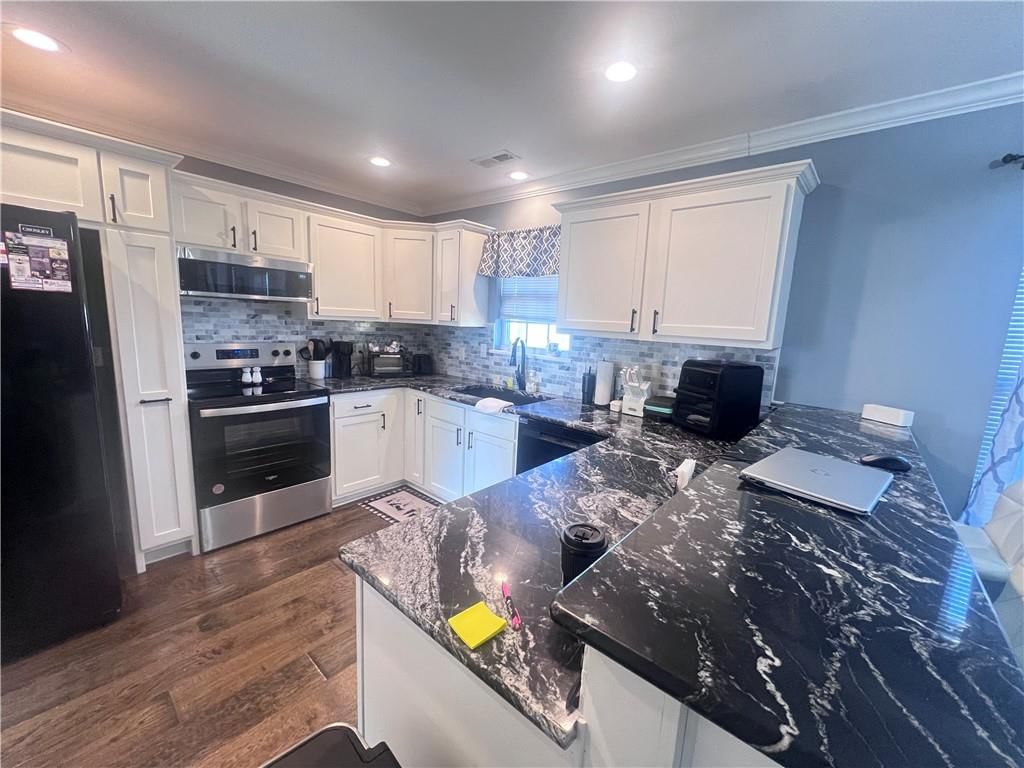 706 Landon Drive — photo 9