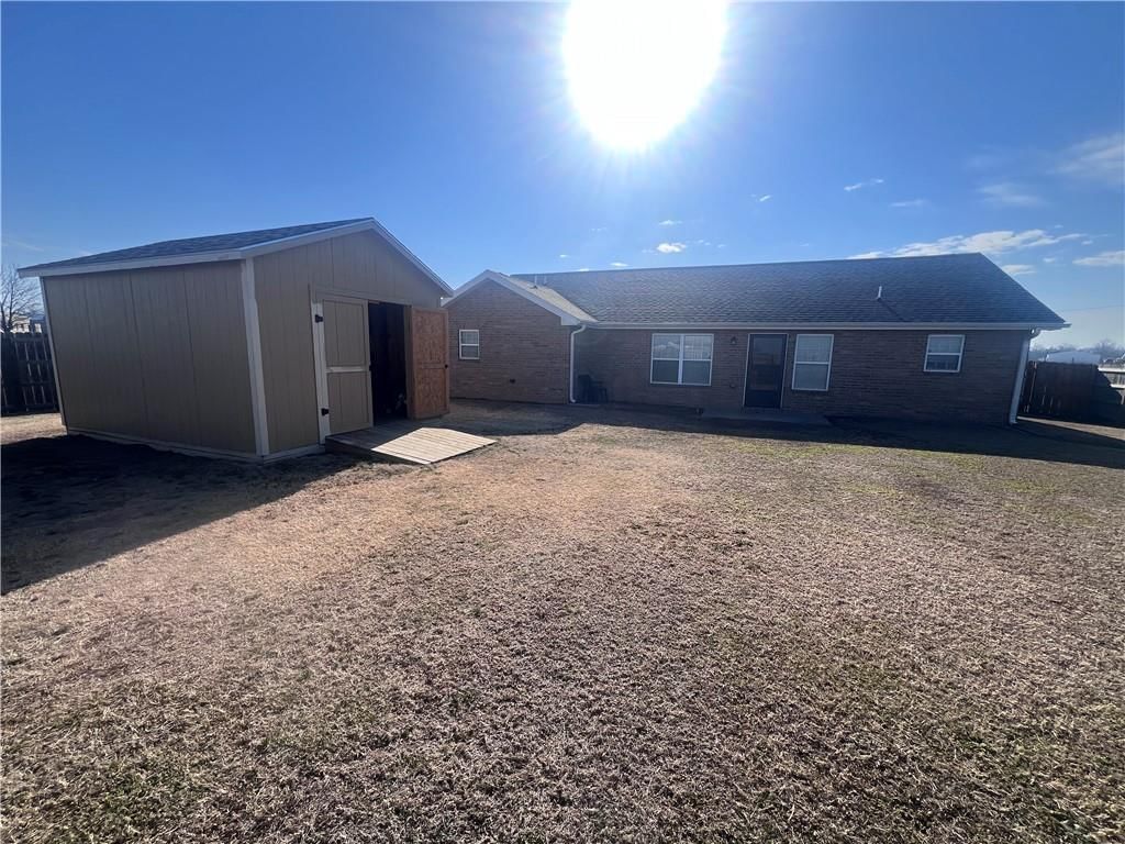 706 Landon Drive — photo 25