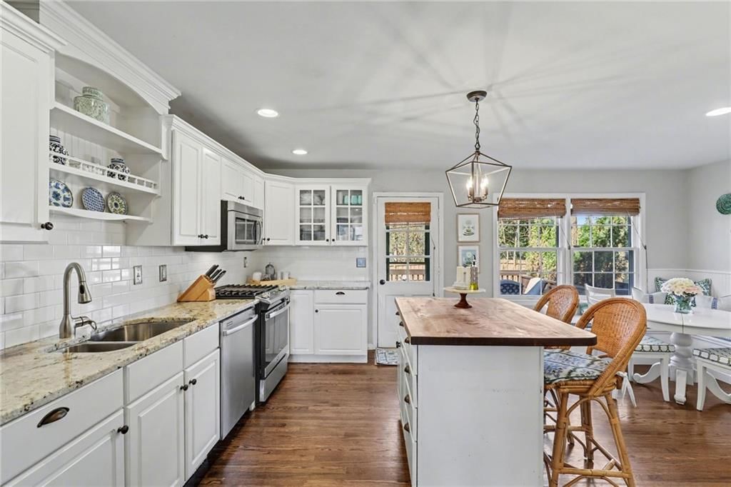 5306 FAIRWAY Road — photo 11