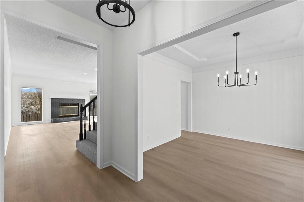 11405 S Hunter Drive — photo 3