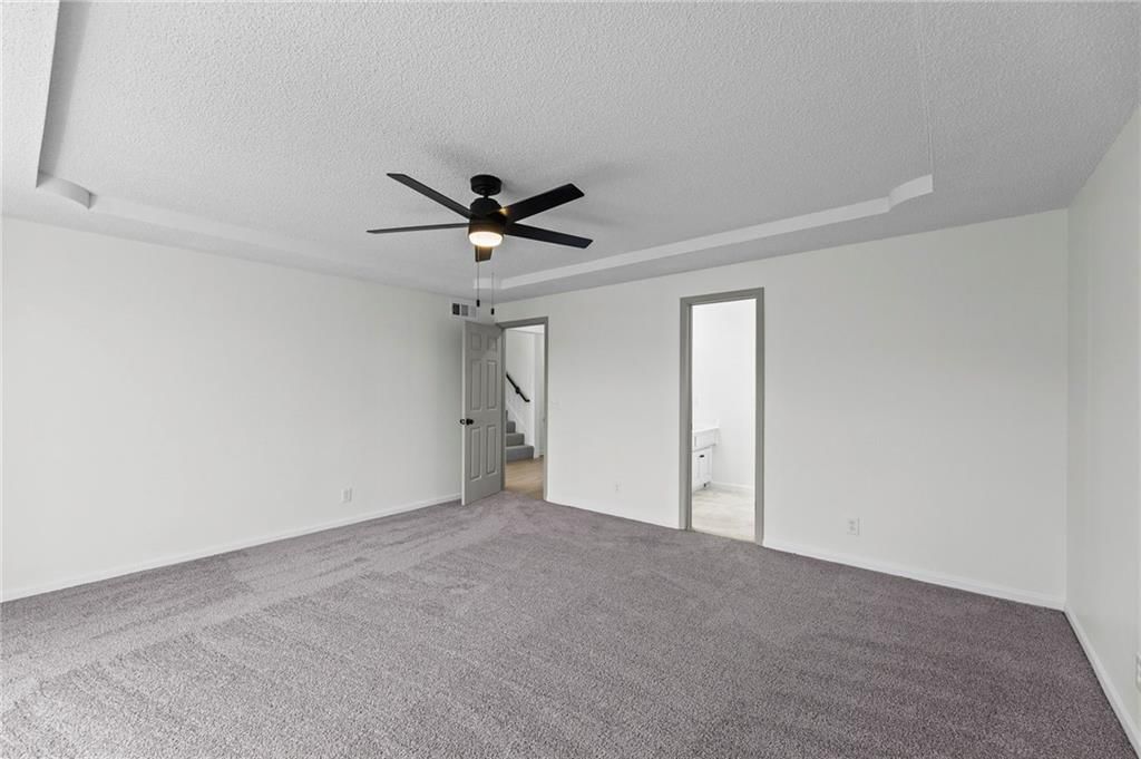 11405 S Hunter Drive — photo 21