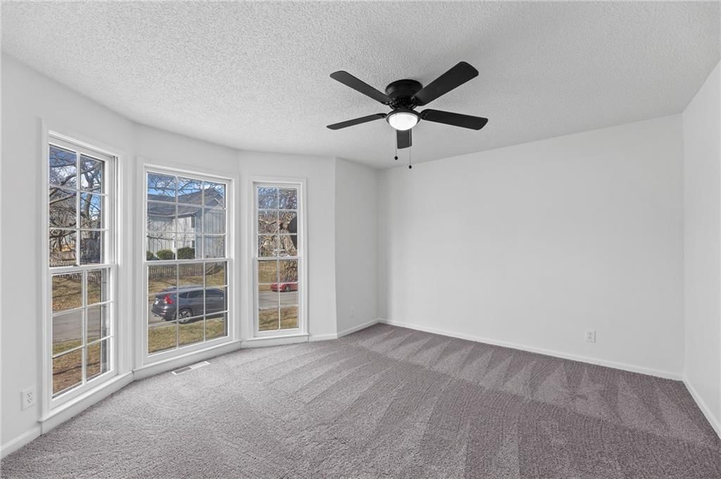 11405 S Hunter Drive — photo 26