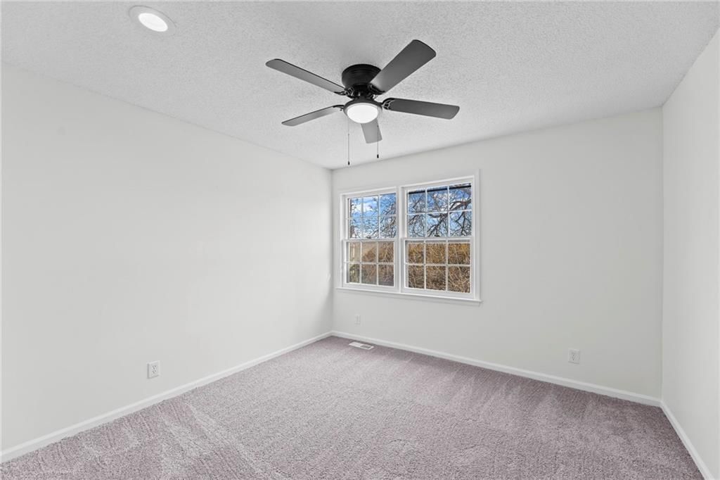 11405 S Hunter Drive — photo 30