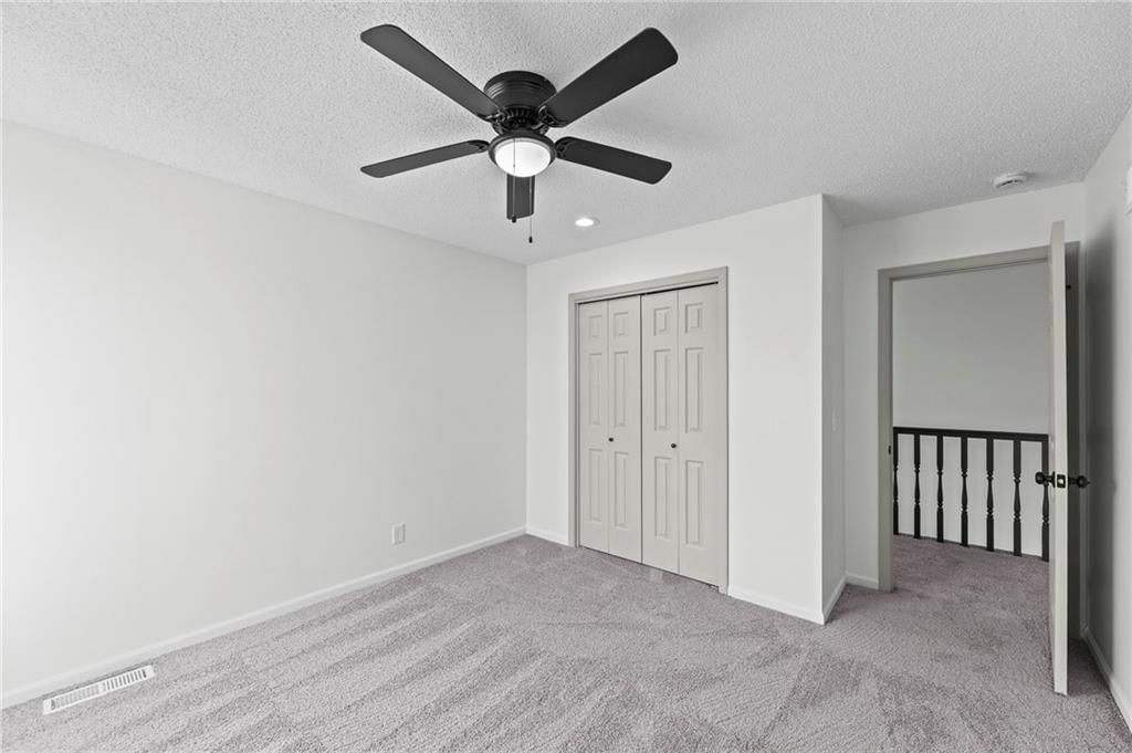 11405 S Hunter Drive — photo 33