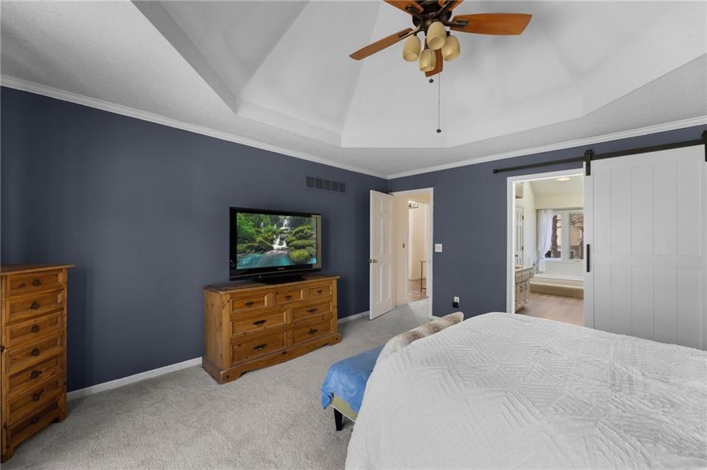 15611 Maple Street — photo 16