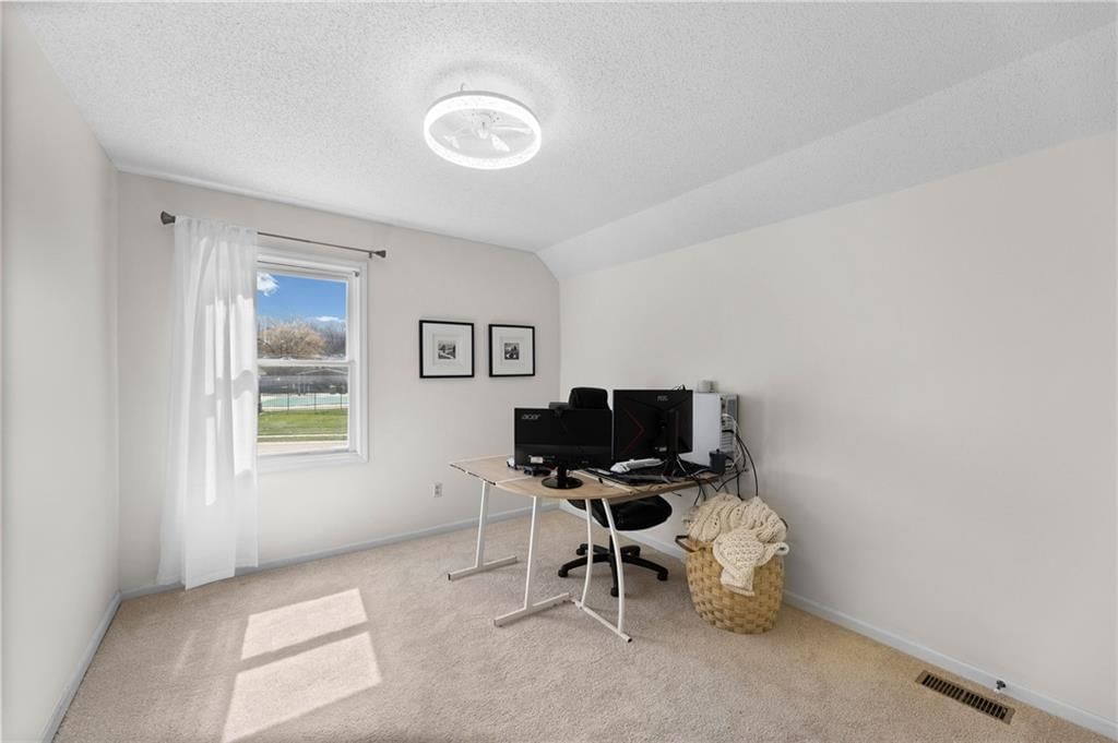 15611 Maple Street — photo 19