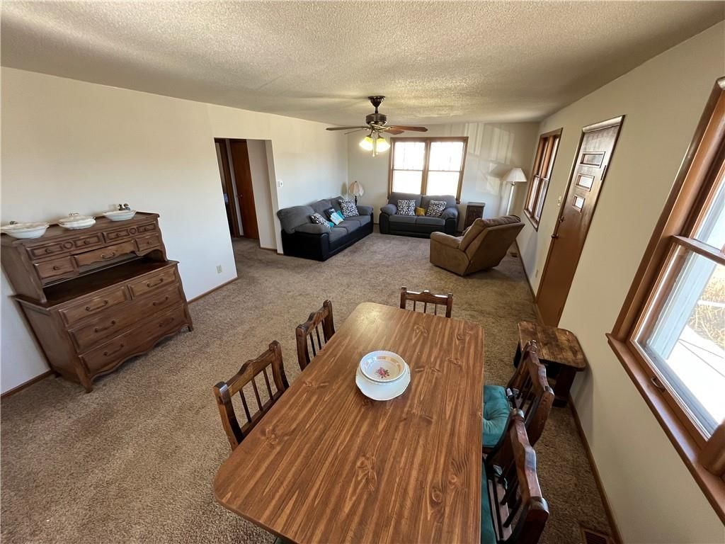 5518 Karrasch Street — photo 8