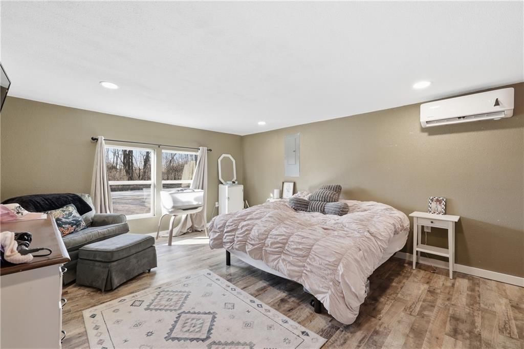 601 N Clay Street — photo 19