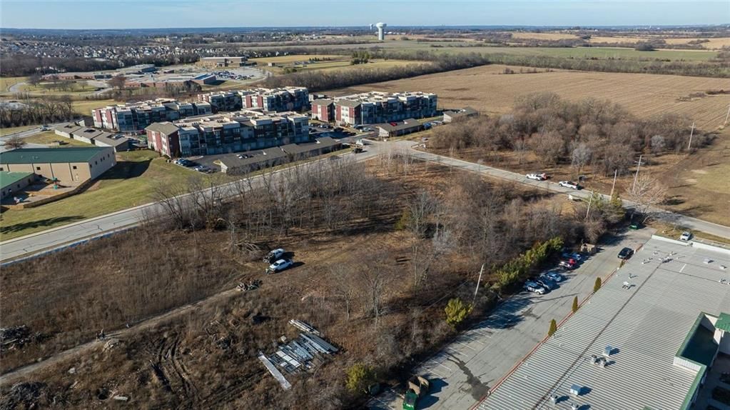 210 SW M 150 Hwy Highway — photo 4