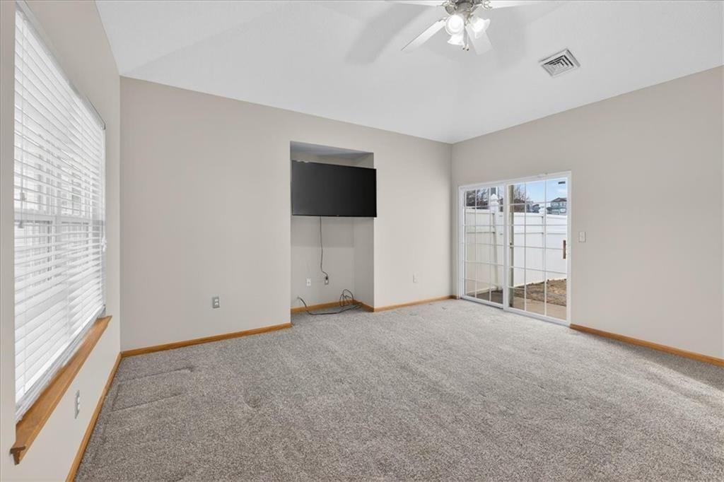 11315 Lafayette Avenue — photo 7