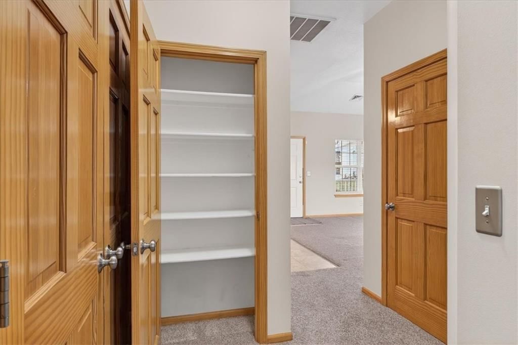 11315 Lafayette Avenue — photo 19
