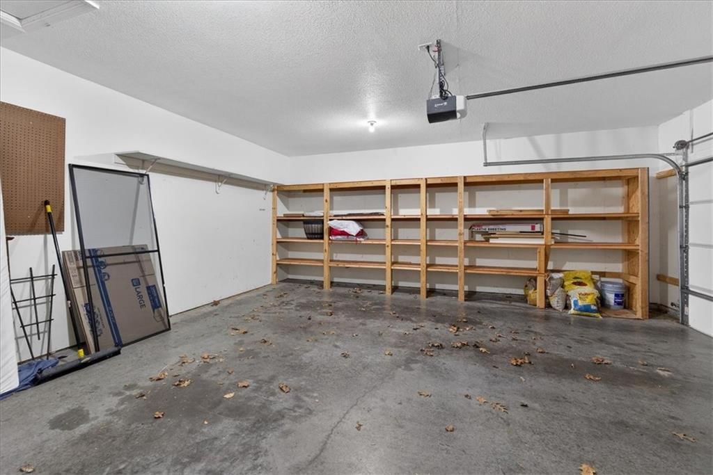 11315 Lafayette Avenue — photo 27