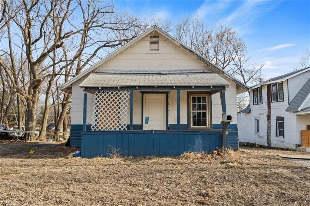 547 Blue Ridge Boulevard — photo 2