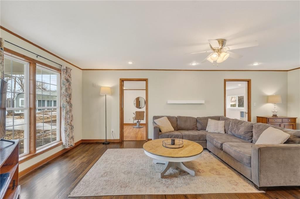 4713 Hedges Avenue — photo 25