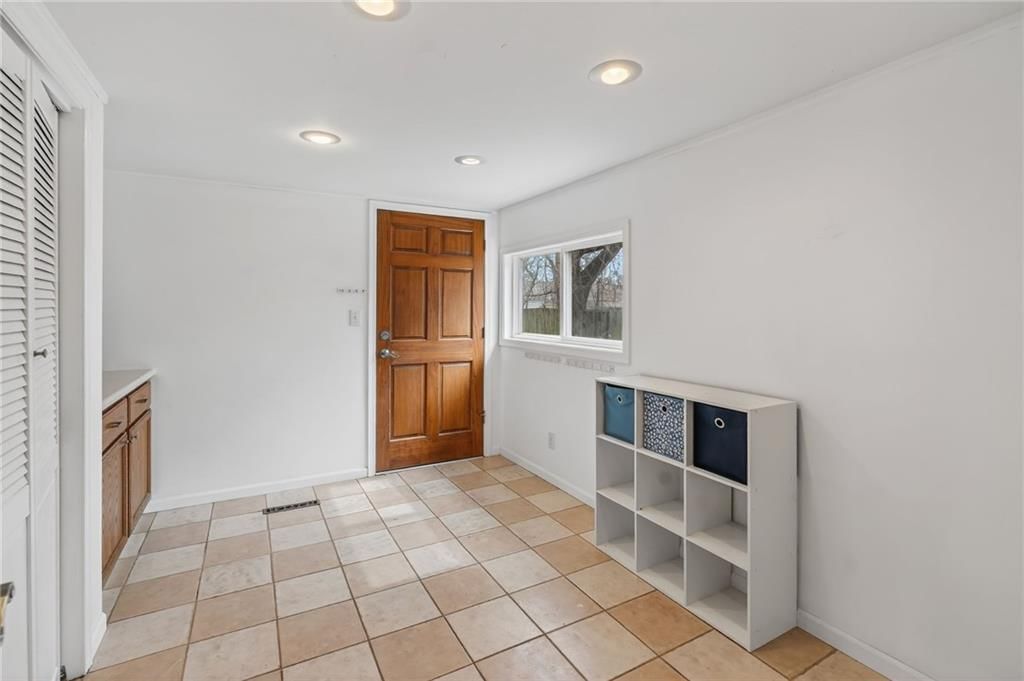 4713 Hedges Avenue — photo 28