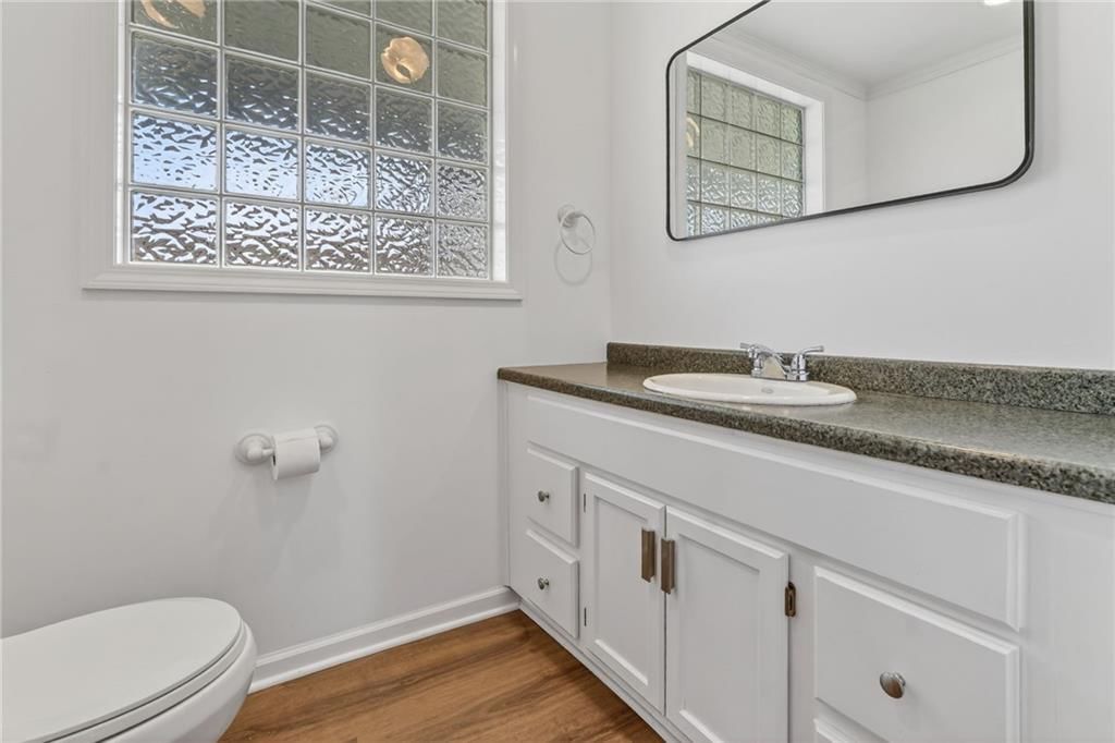 4713 Hedges Avenue — photo 31