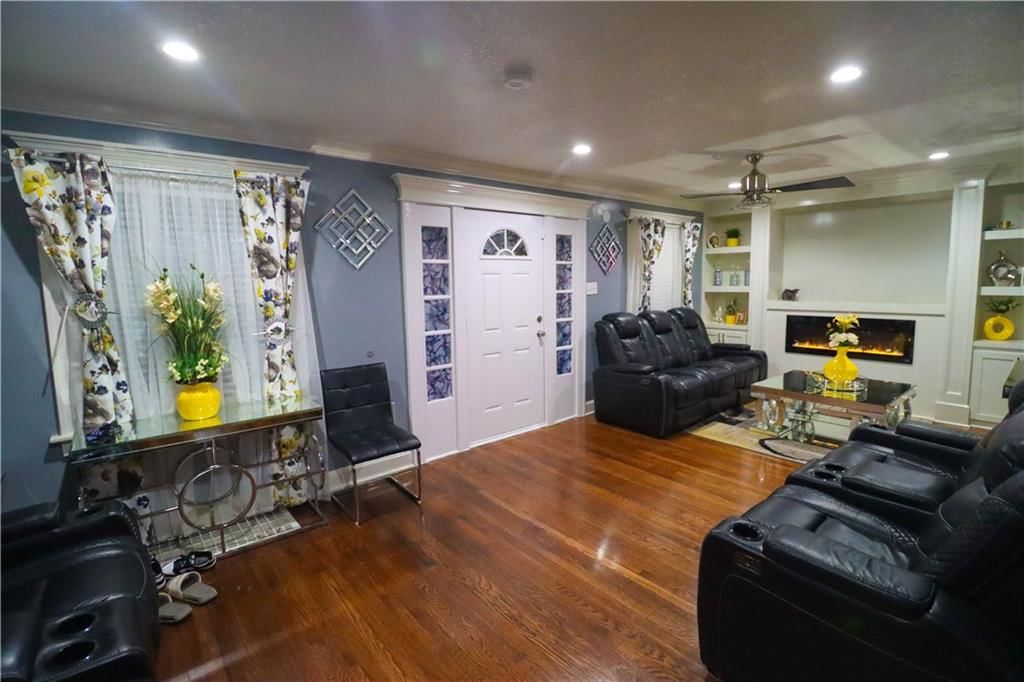 1878 N 31st Street — photo 9