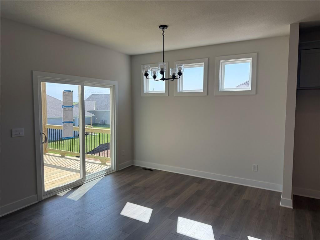 20755 W 188th Street — photo 3