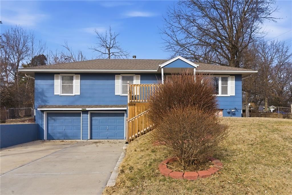 1004 E 135th Street, Grandview, MO