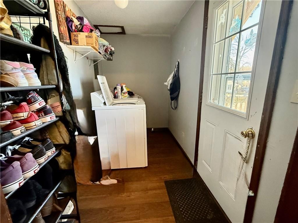 305 W Main Street — photo 17