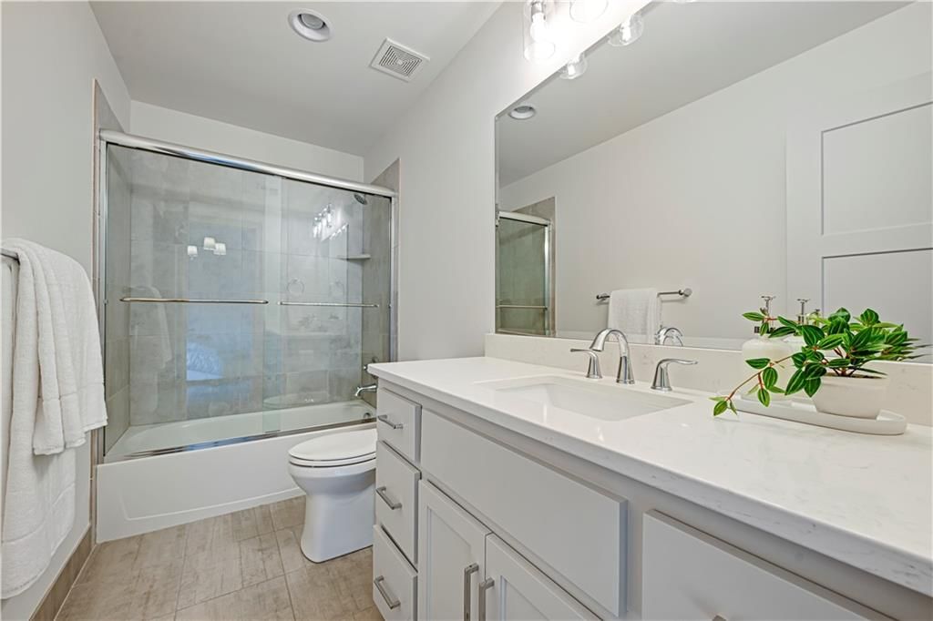 16217 Garnett Street — photo 42